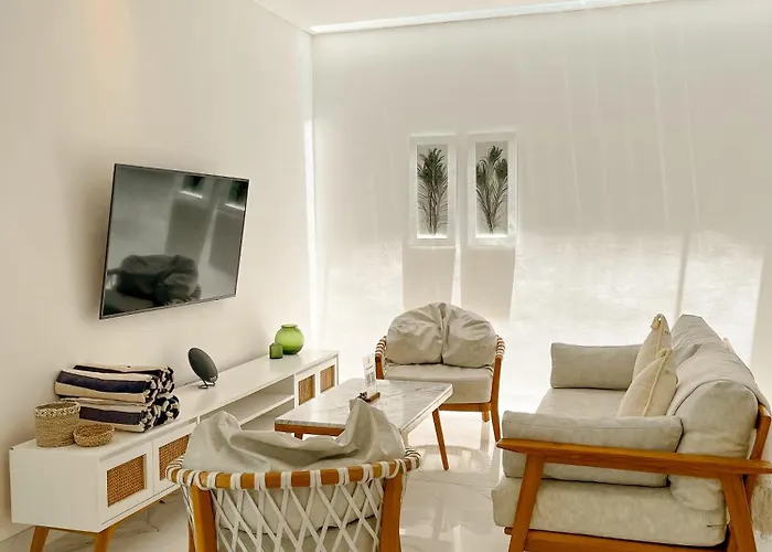 Villa Vana, Sitara Group