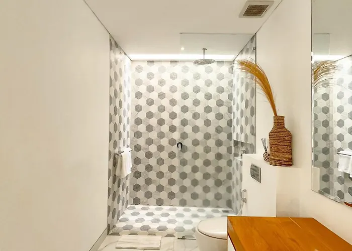 Villa Vana, Sitara Group